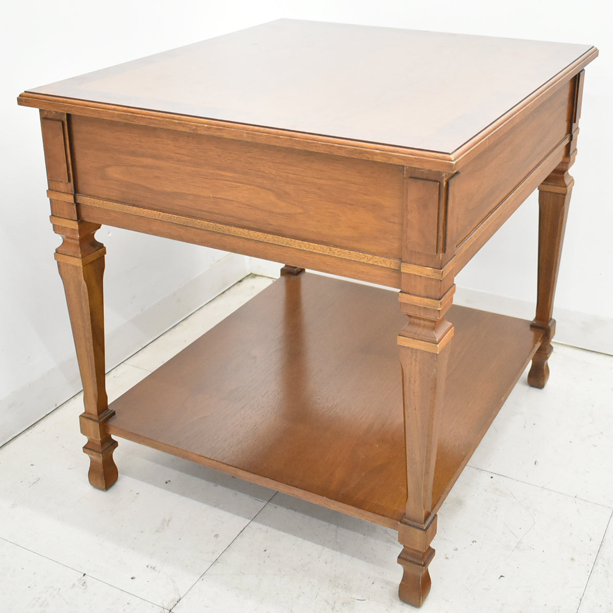 【中古】ドレクセルヘリテイジ　フランチェスカ　エンドテーブル　サイドテーブル　幅590　木製　2026011503【中古オフィス家具】