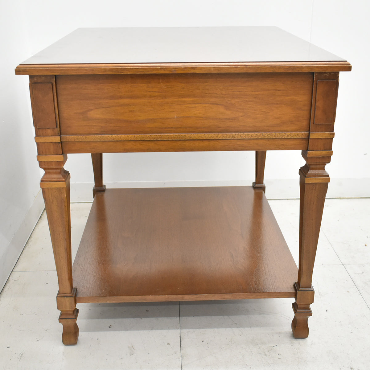 【中古】ドレクセルヘリテイジ　フランチェスカ　エンドテーブル　サイドテーブル　幅590　木製　2026011503【中古オフィス家具】