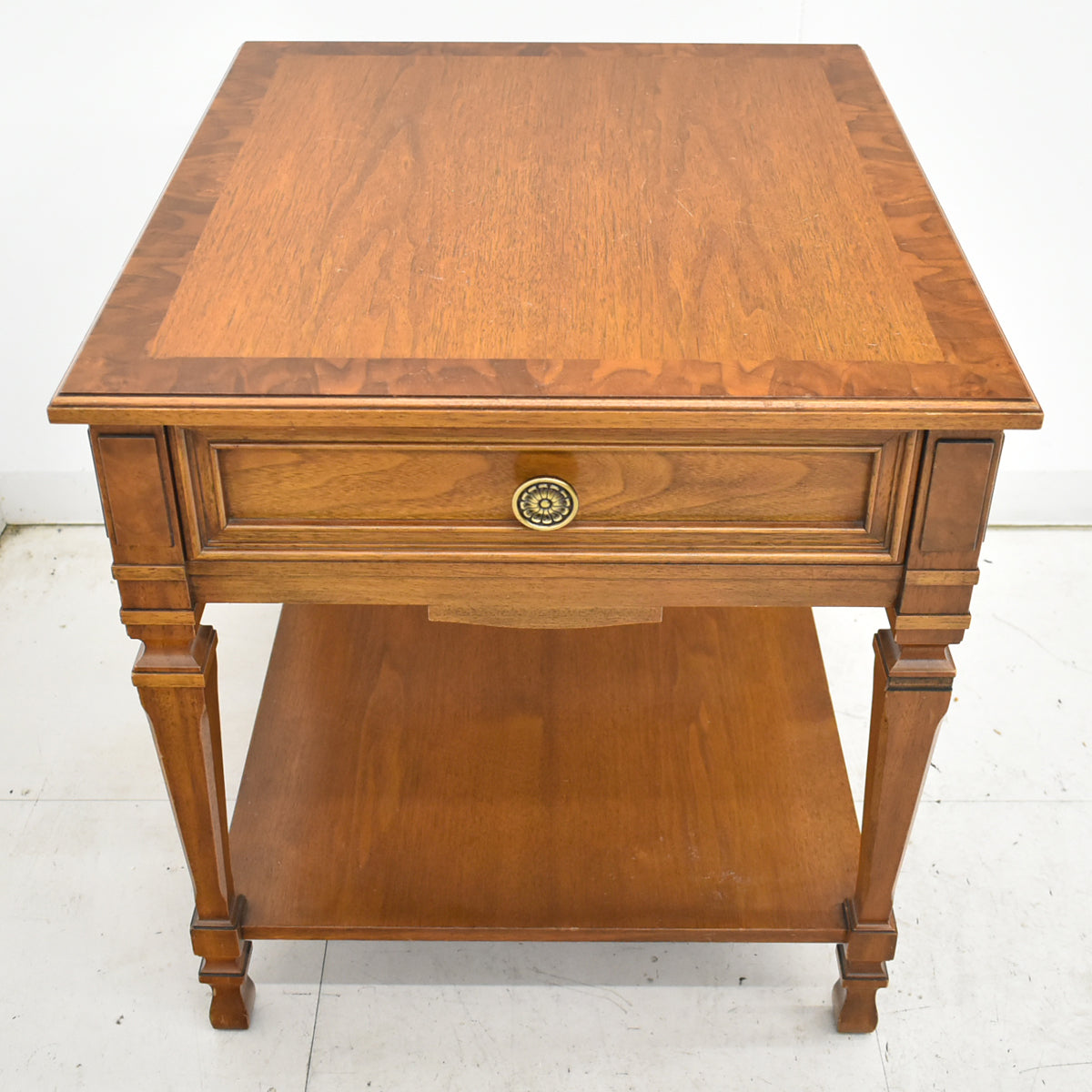 【中古】ドレクセルヘリテイジ　フランチェスカ　エンドテーブル　サイドテーブル　幅590　木製　2026011503【中古オフィス家具】