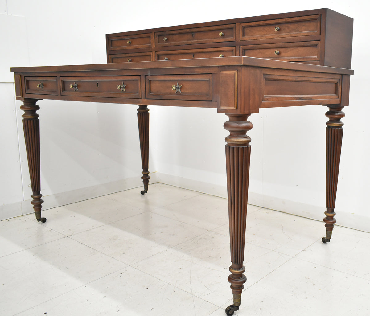 【中古】ドレクセルヘリテイジ　ライティングデスク　アンティーク　幅1345　木製　2026011601【中古オフィス家具】