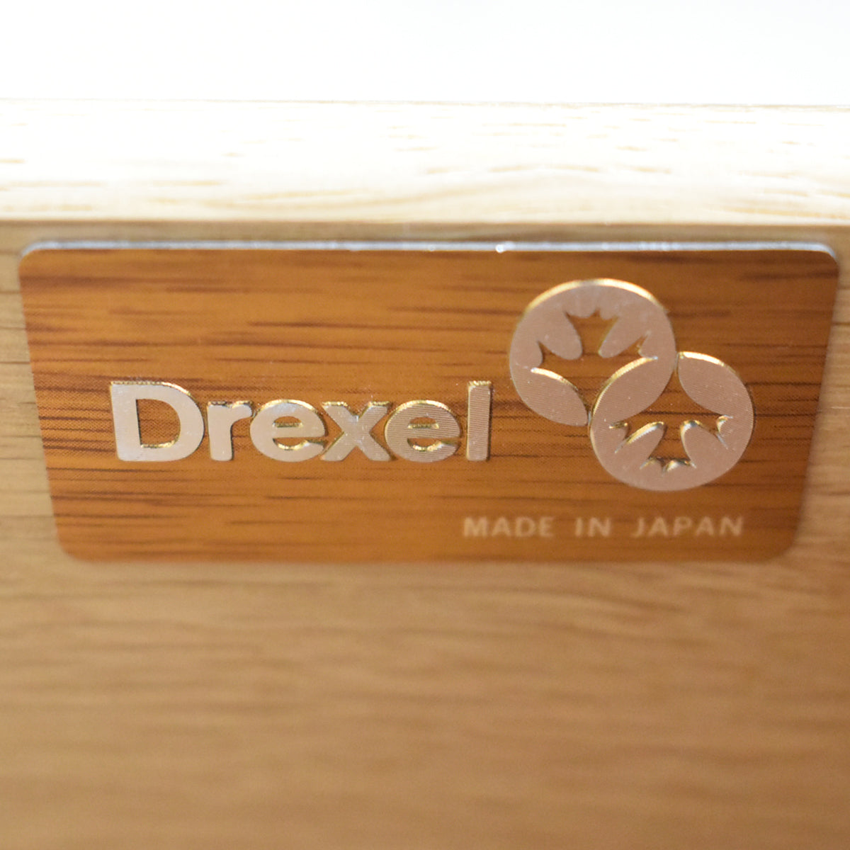 【中古】ドレクセルヘリテイジ　フランチェスカ　エンドテーブル　サイドテーブル　幅585　木製　2026011603【中古オフィス家具】