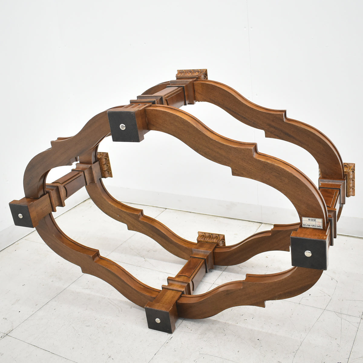 【中古】ドレクセルヘリテイジ　フランチェスカ　ガラスセンターテーブル　全幅1325　木製　2026011904【中古オフィス家具】