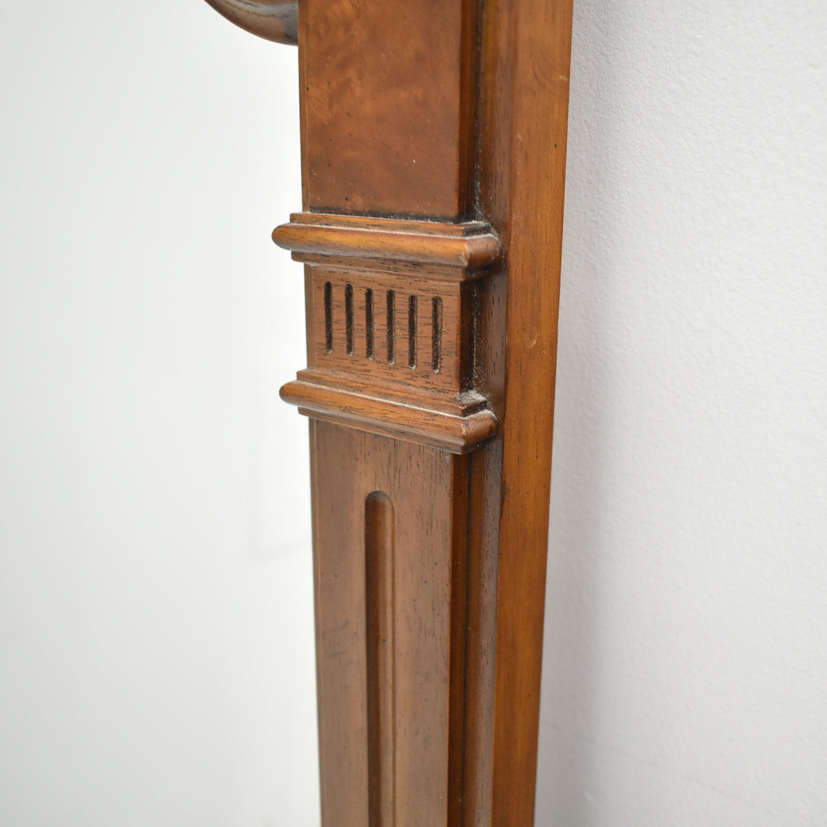 【中古】ドレクセルヘリテイジ　ウォールミラー　姿見　全幅1605　木製　2026011906【中古オフィス家具】