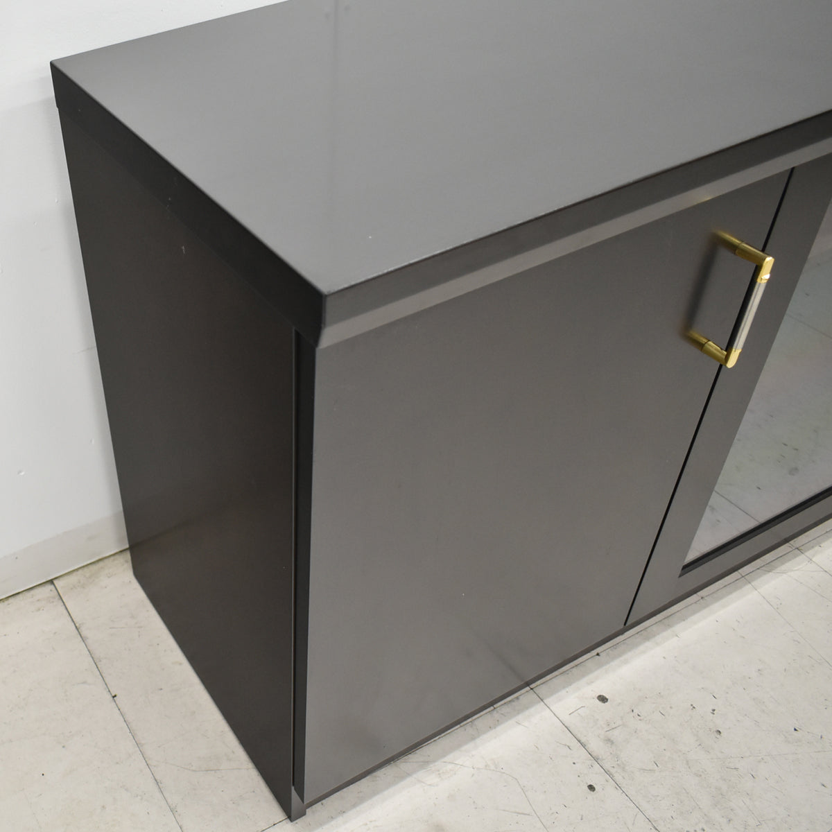 【中古】オカムラ　EX-42　クレデンザ　サイドボード　ガラス扉　幅1800　ダークブラウン　2026012102【中古オフィス家具】