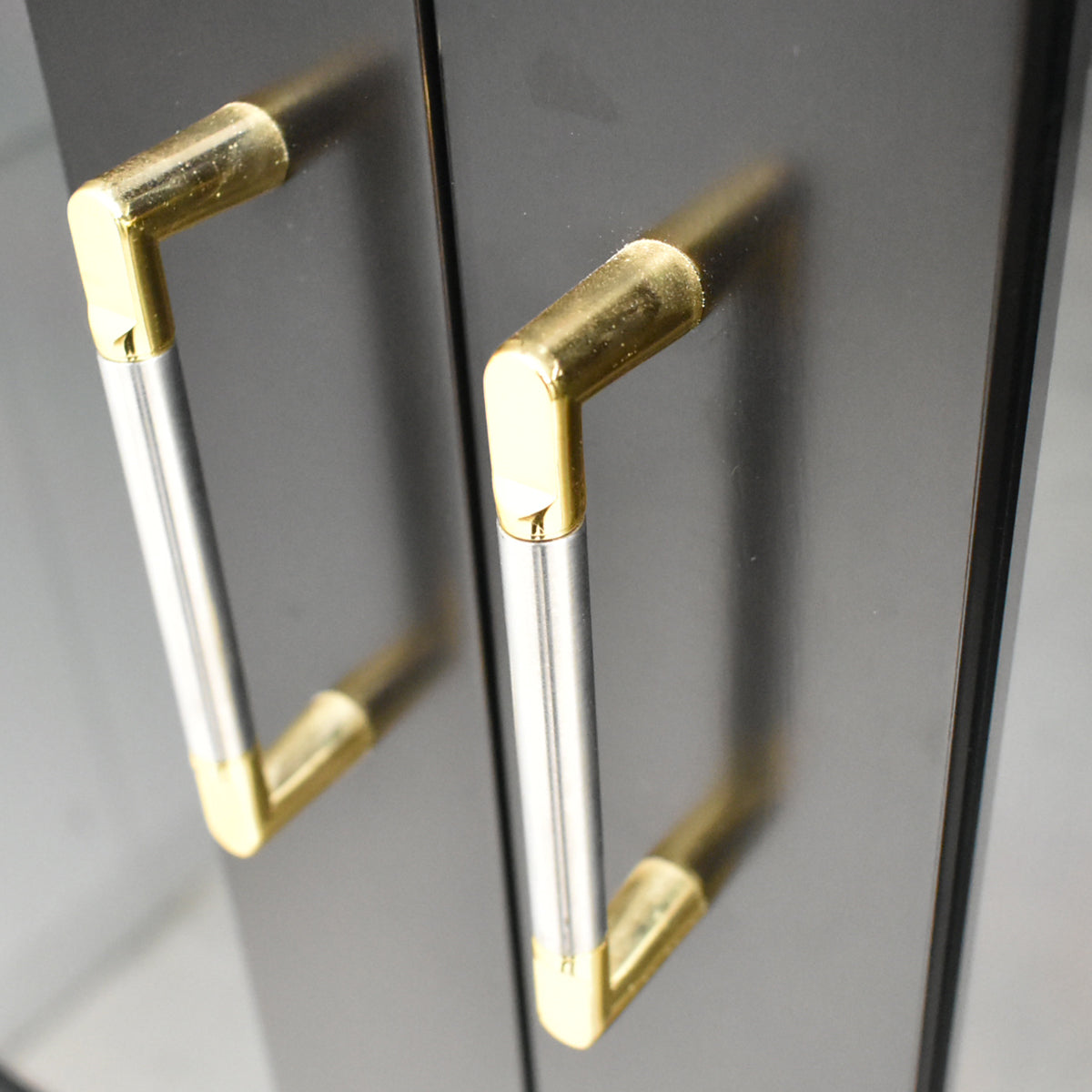 【中古】オカムラ　EX-42　両開き書棚　ガラス扉　幅1800　ダークブラウン　2026012103【中古オフィス家具】