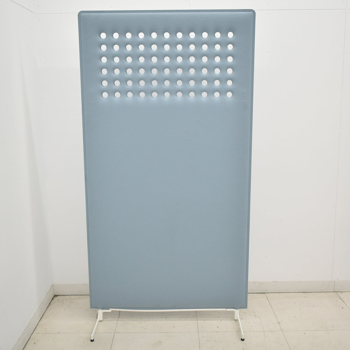 【中古】オカムラ　ライブスパネル（Lives Panel）シリーズ　パーテーション　セージ　幅900　2026012202【中古オフィス家具】