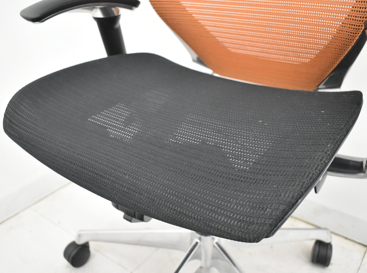 【中古】オカムラ　バロン　ハイバック　可動肘　ポリッシュ　ブラック×オレンジ　肘パッド新品　2026012203【中古オフィス家具】