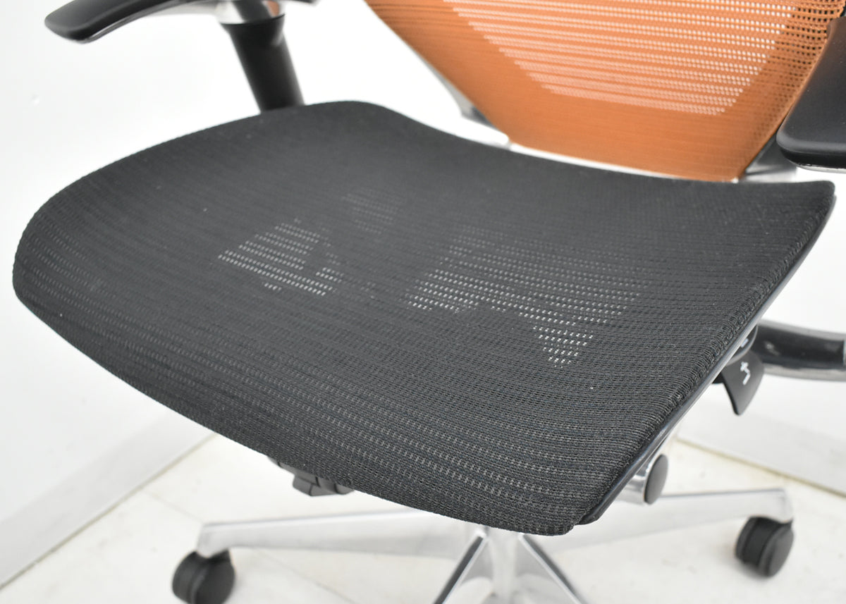 【中古】オカムラ　バロン　ハイバック　可動肘　ポリッシュ　ブラック×オレンジ　肘パッド新品　2026012204【中古オフィス家具】