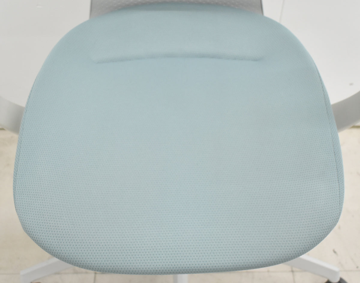 【中古】コクヨ　イング　固定肘　ラテラルタイプ　ナイロンキャスター　アッシュターコイズ　2026012206【中古オフィス家具】