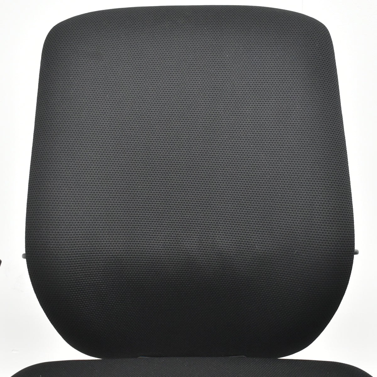 【中古】オカムラ　シルフィー　ハイバック　固定肘　バックカーブアジャスト　前傾機能　ブラック　2026012602【中古オフィス家具】