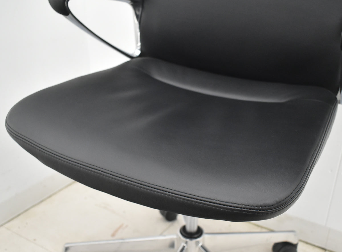 【中古】オカムラ　モードチェア　ハイバック　固定肘　総革張り　2020年製　ブラック　2026012608【中古オフィス家具】