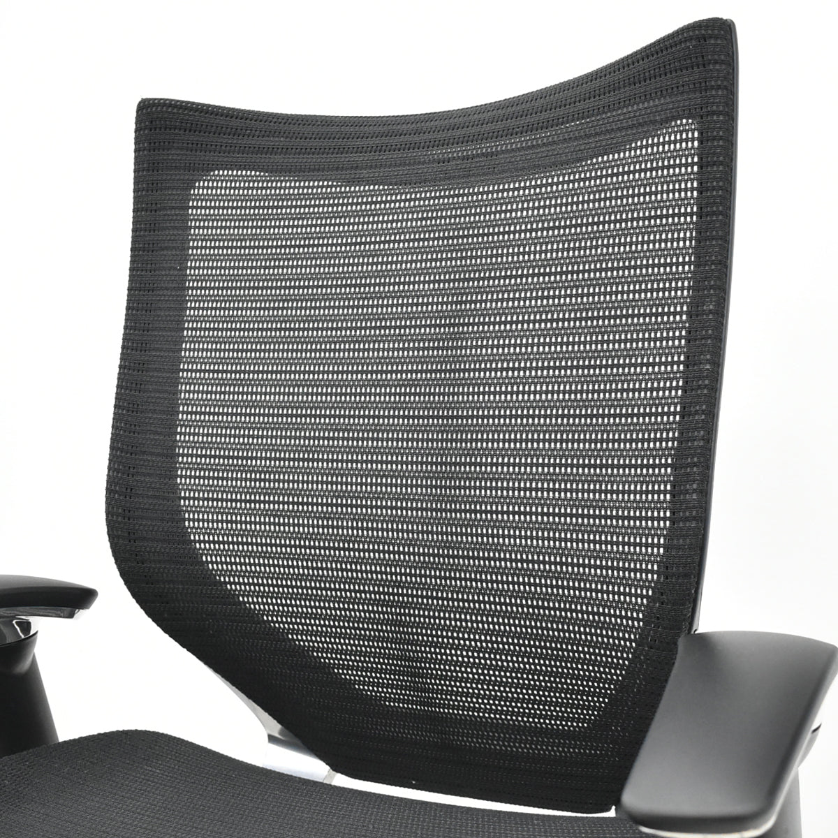 【中古】オカムラ　バロン　ローバック　可動肘　ポリッシュ　昇降ガス新品交換済　ブラック　2026012701【中古オフィス家具】