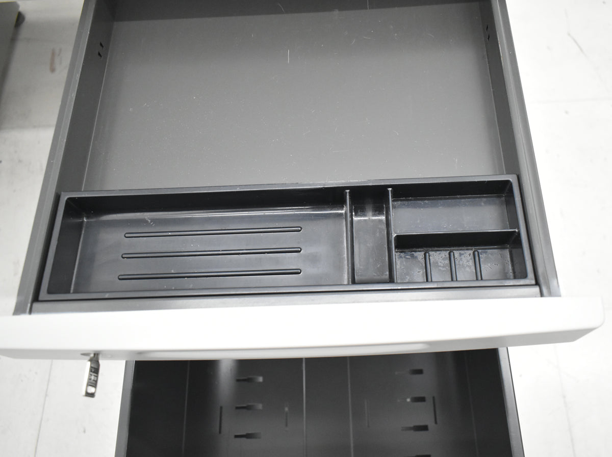 【中古】オカムラ　SDスタンダード片袖デスク107　幅1000　2026020304【中古オフィス家具】