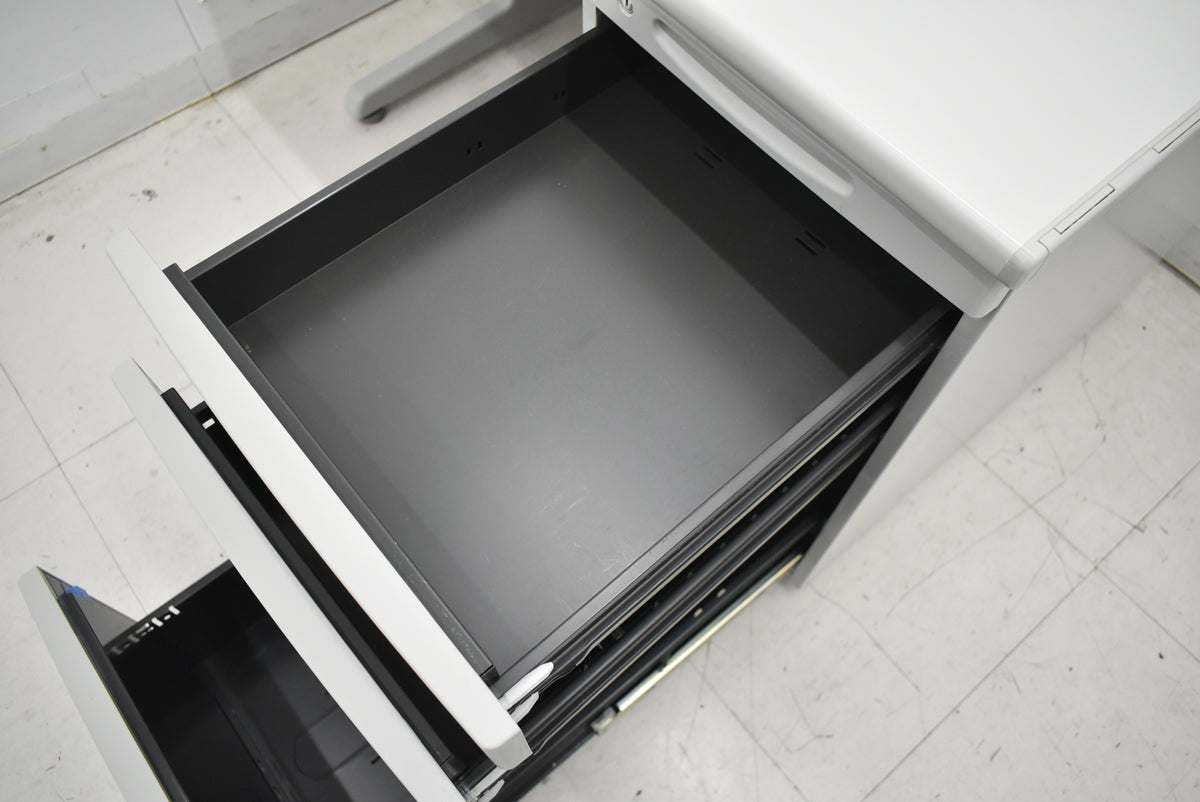 【中古】オカムラ　SDスタンダード片袖デスク　幅1000　2026020401【中古オフィス家具】