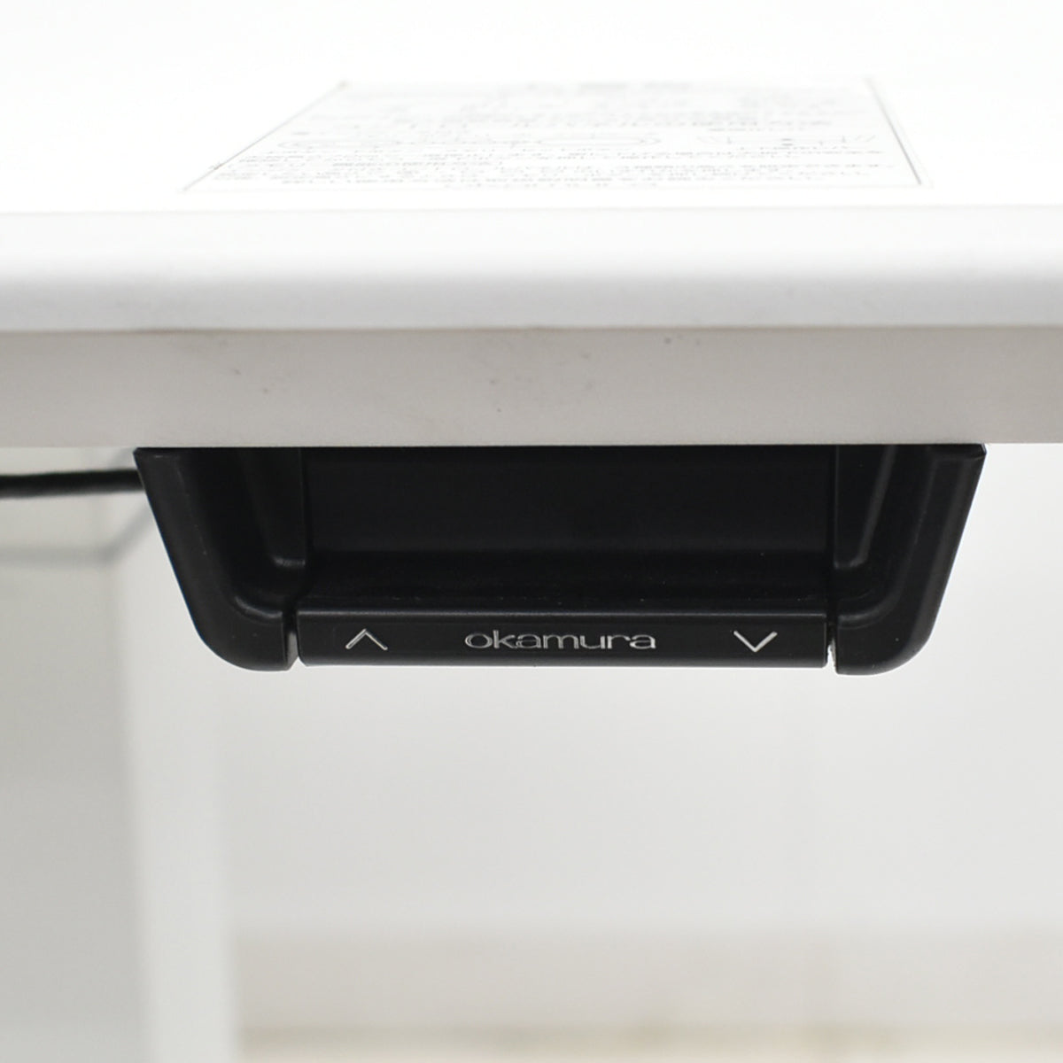 【中古】オカムラ　スイフト　ミーティングテーブル　コンセントタップ１か所付　コントロールレバータイプ　幅1800　2026020404【中古オフィス家具】