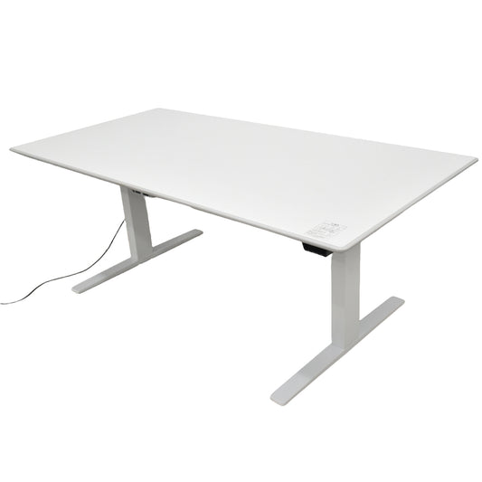 【中古】オカムラ　スイフト　ミーティングテーブル　コンセントタップ１か所付　コントロールレバータイプ　幅1800　2026020404【中古オフィス家具】