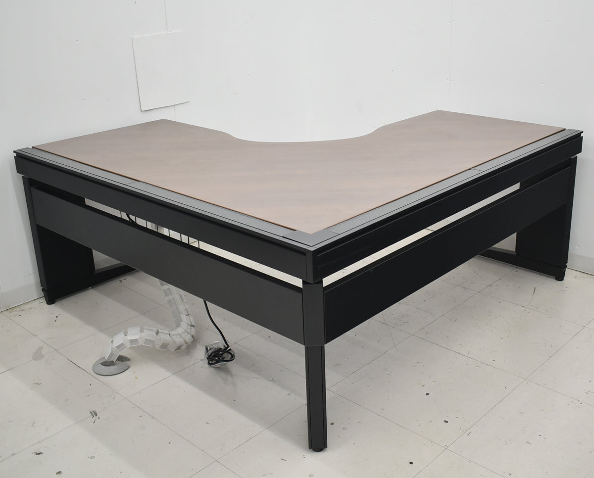 【中古】オカムラ　プロステージクレストUD　電動昇降L型デスク　コントロールスイッチインジゲーターメモリ機能　幅1570　2026020502【中古オフィス家具】