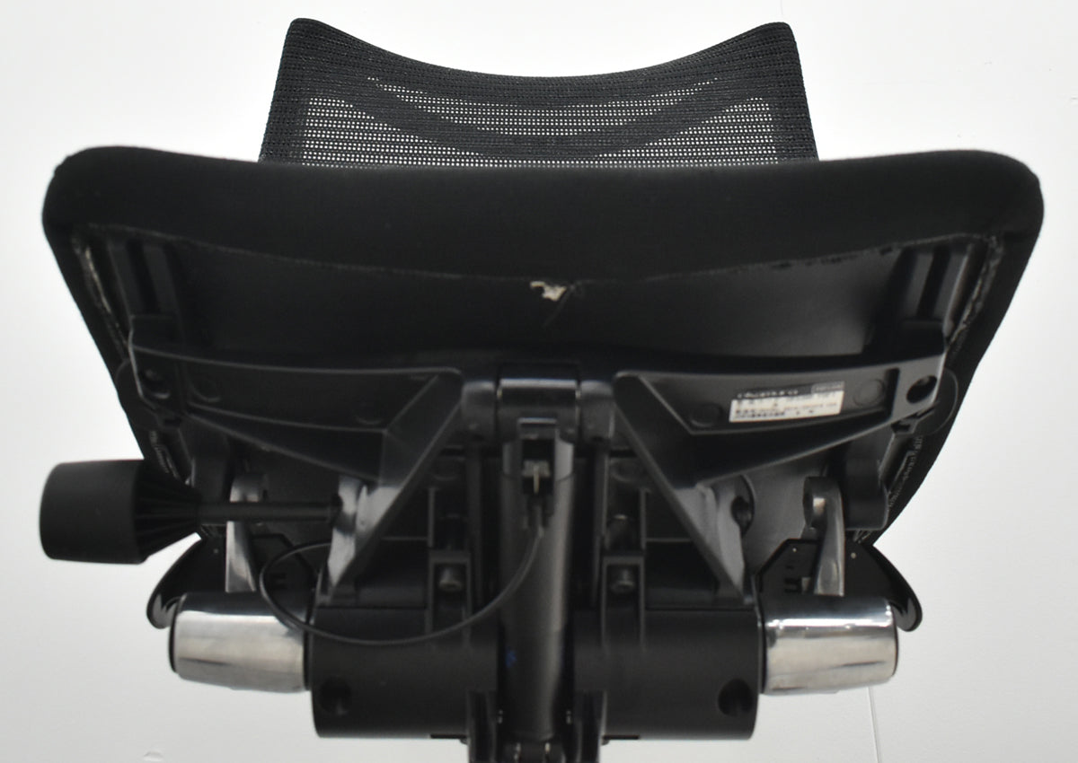 【中古】オカムラ　バロン　ローバック　ポリッシュ脚　肘なし　ブラック　2026020904【中古オフィス家具】