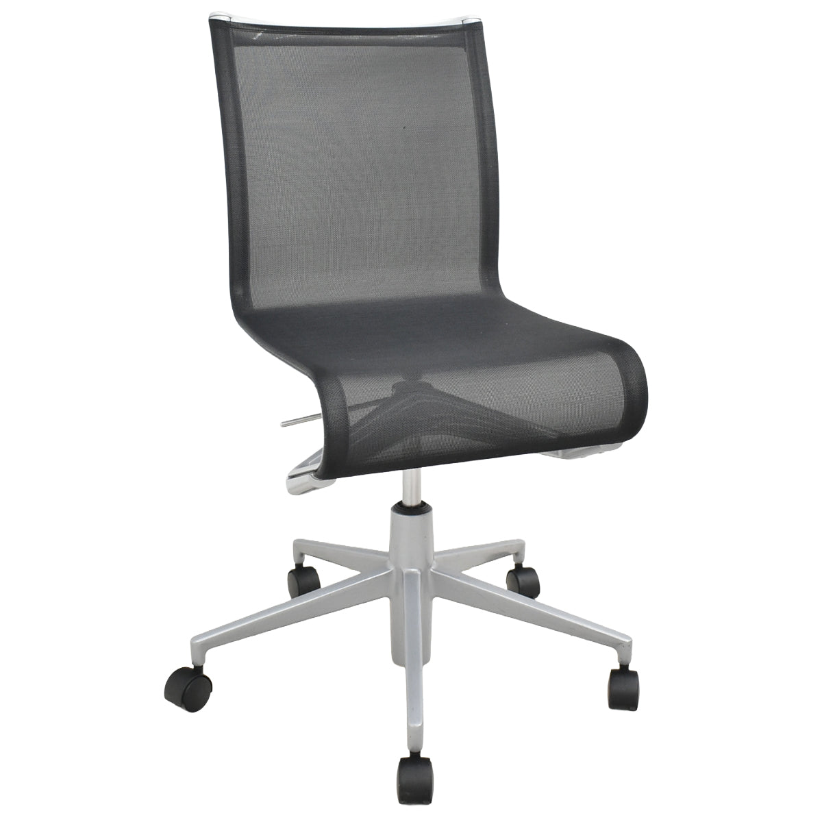 【中古】アリアス　ローリングフレーム　キャスタースウィベルチェア　ブラック　肘なし　2026021002【中古オフィス家具】