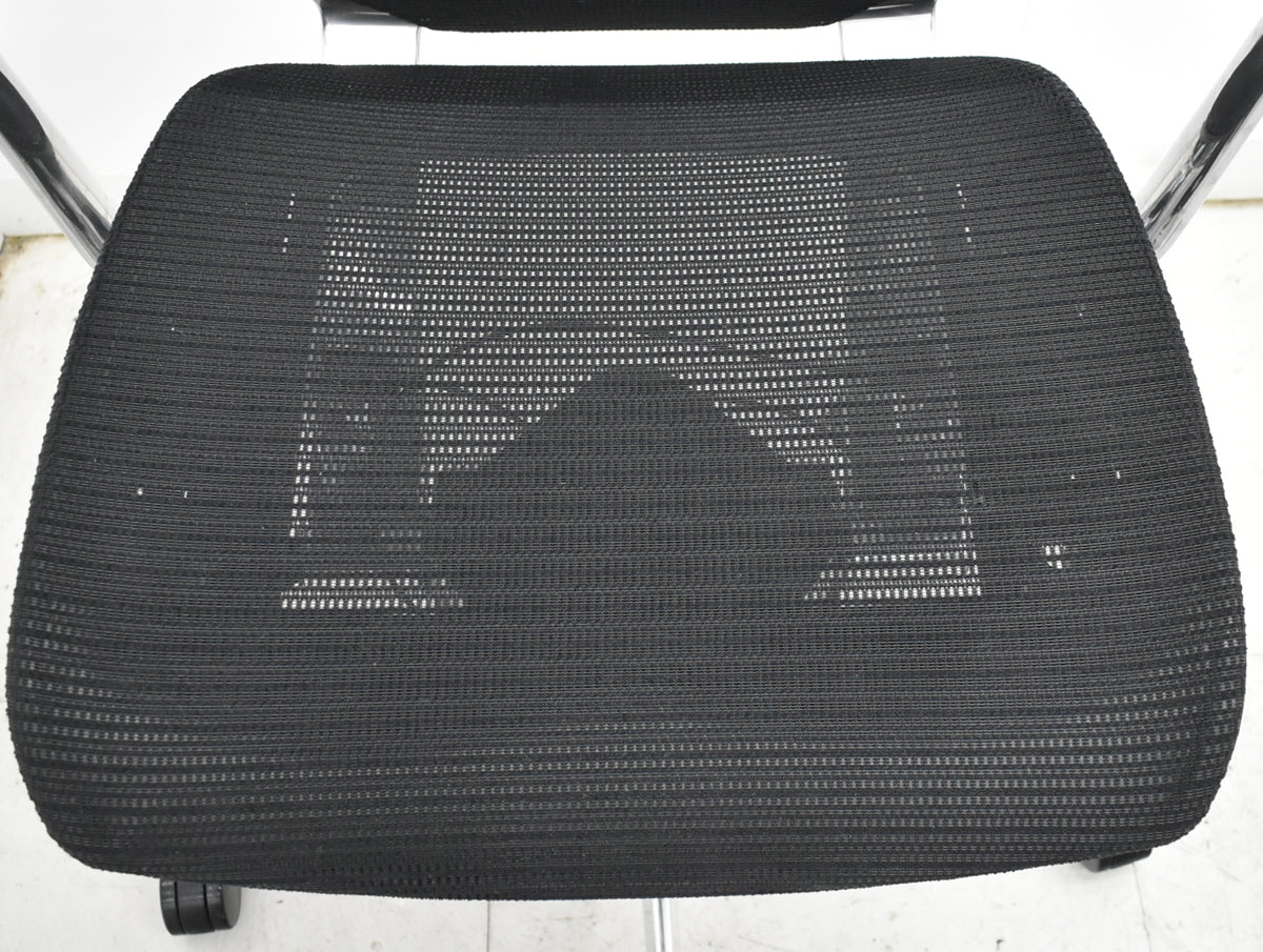 【中古】オカムラ　バロン　肘パッド新品　ハイバック　固定肘　ポリッシュ　ブラック　2026021203【中古オフィス家具】