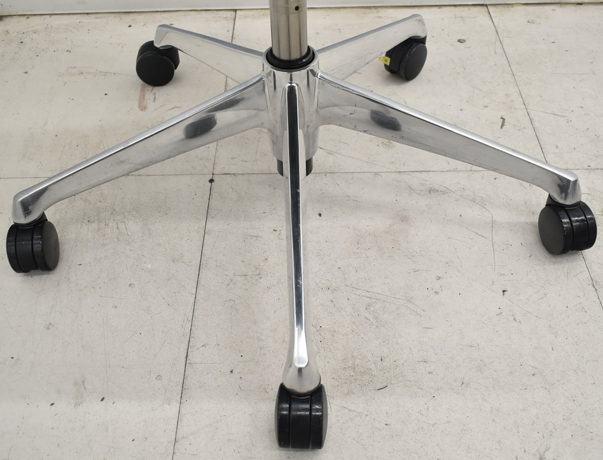 【中古】オカムラ　バロン　肘パッド新品　ハイバック　固定肘　ポリッシュ　ブラック　2026021203【中古オフィス家具】