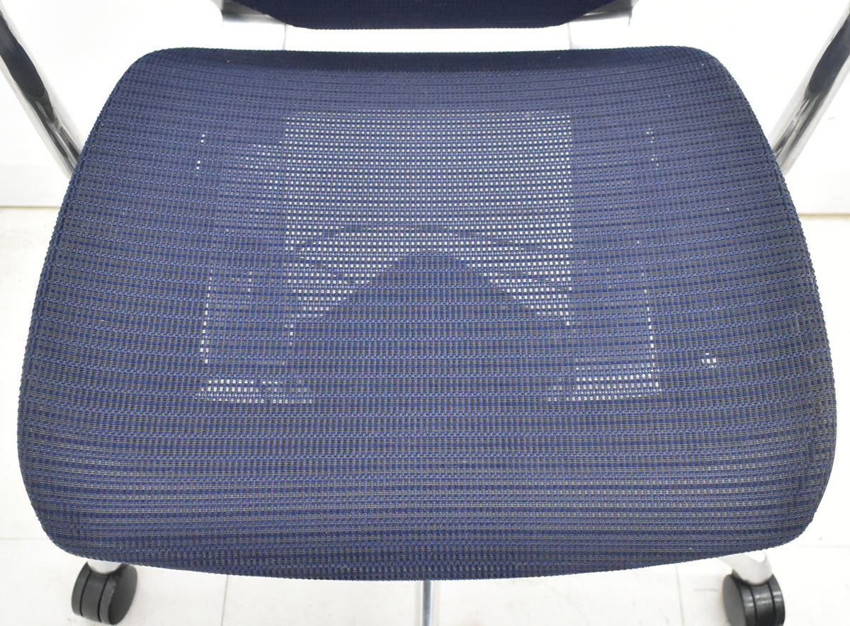 【中古】オカムラ　バロン　肘パッド新品　ハイバック　固定肘　ポリッシュ　ダークブルー　2026021205【中古オフィス家具】
