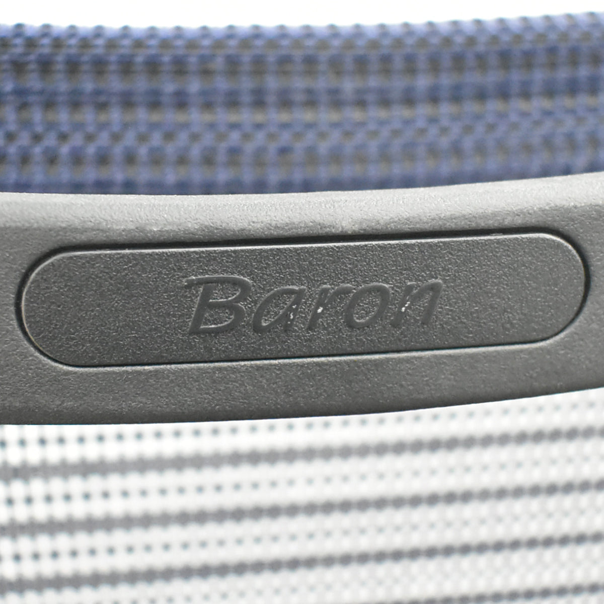 【中古】オカムラ　バロン　肘パッド新品　ハイバック　固定肘　ポリッシュ　ダークブルー　2026021206【中古オフィス家具】