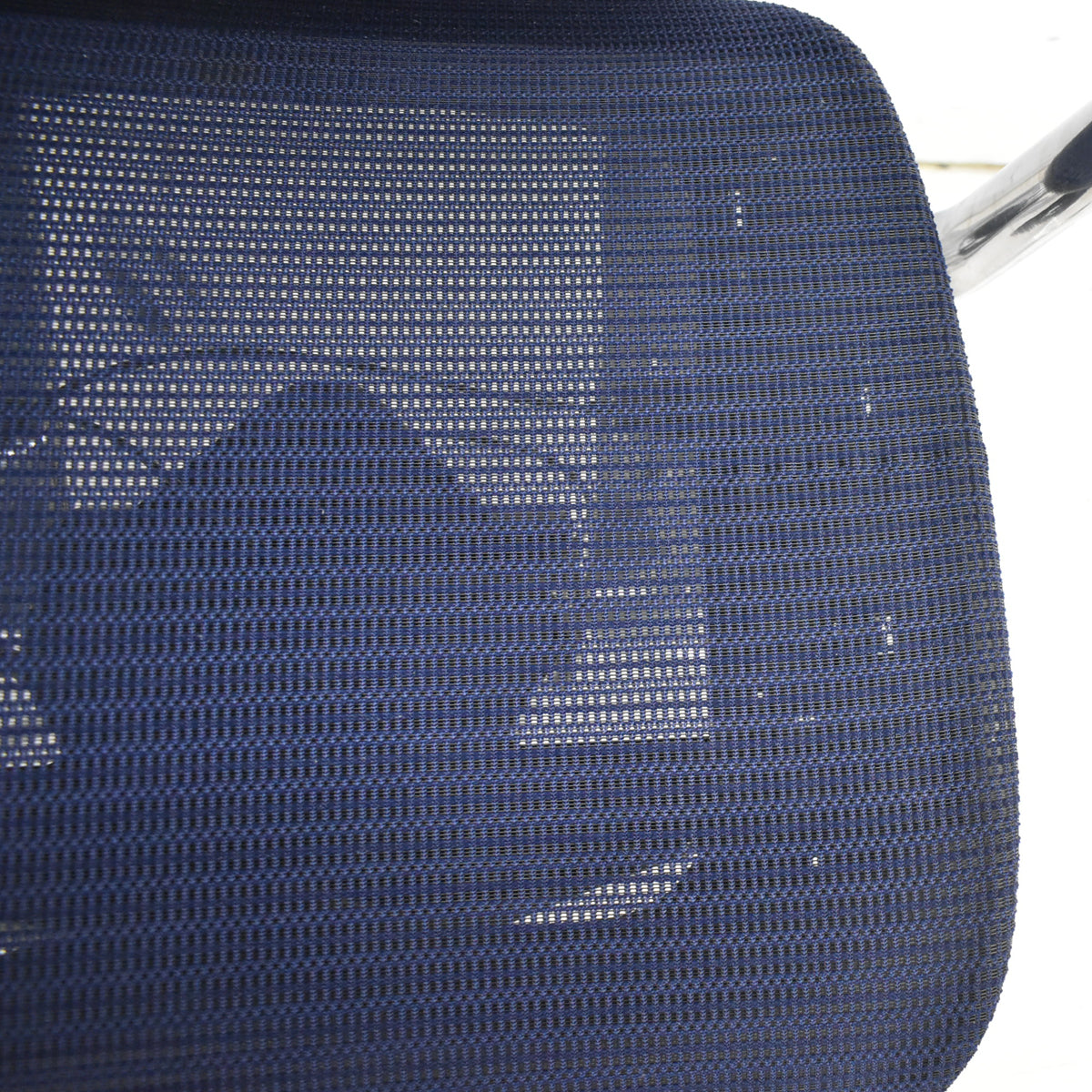 【中古】オカムラ　バロン　肘パッド新品　ハイバック　固定肘　ポリッシュ　ダークブルー　2026021301【中古オフィス家具】