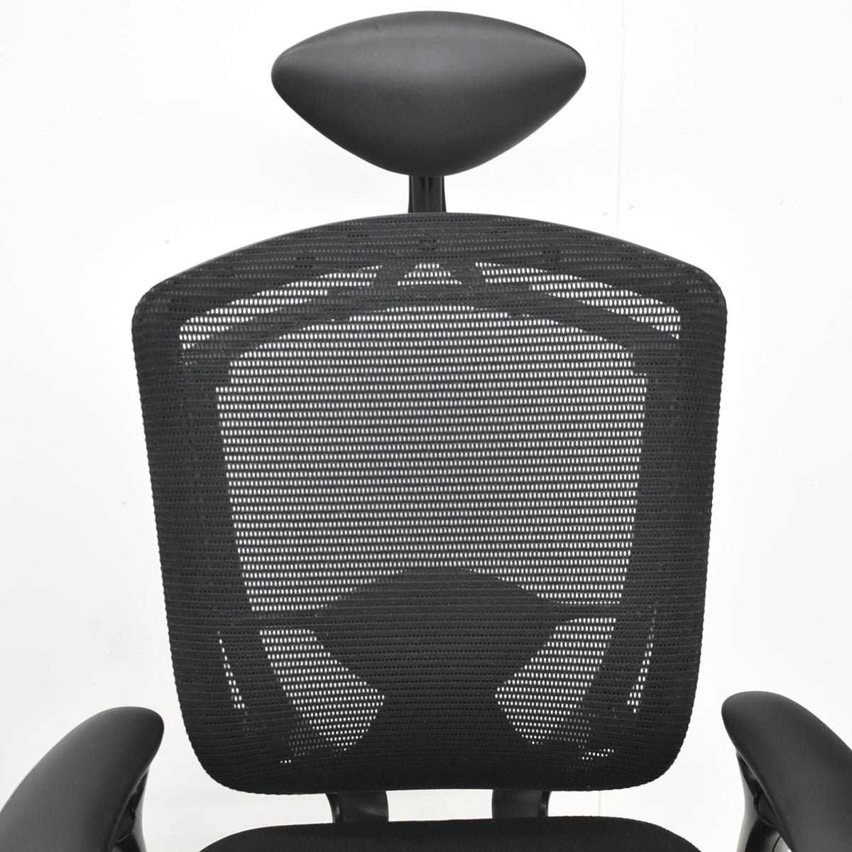 【中古】オカムラ　コンテッサ　可動肘　ヘッドレスト　ランバーサポート　ハンガー　ブラックフレーム　2026021401【中古オフィス家具】