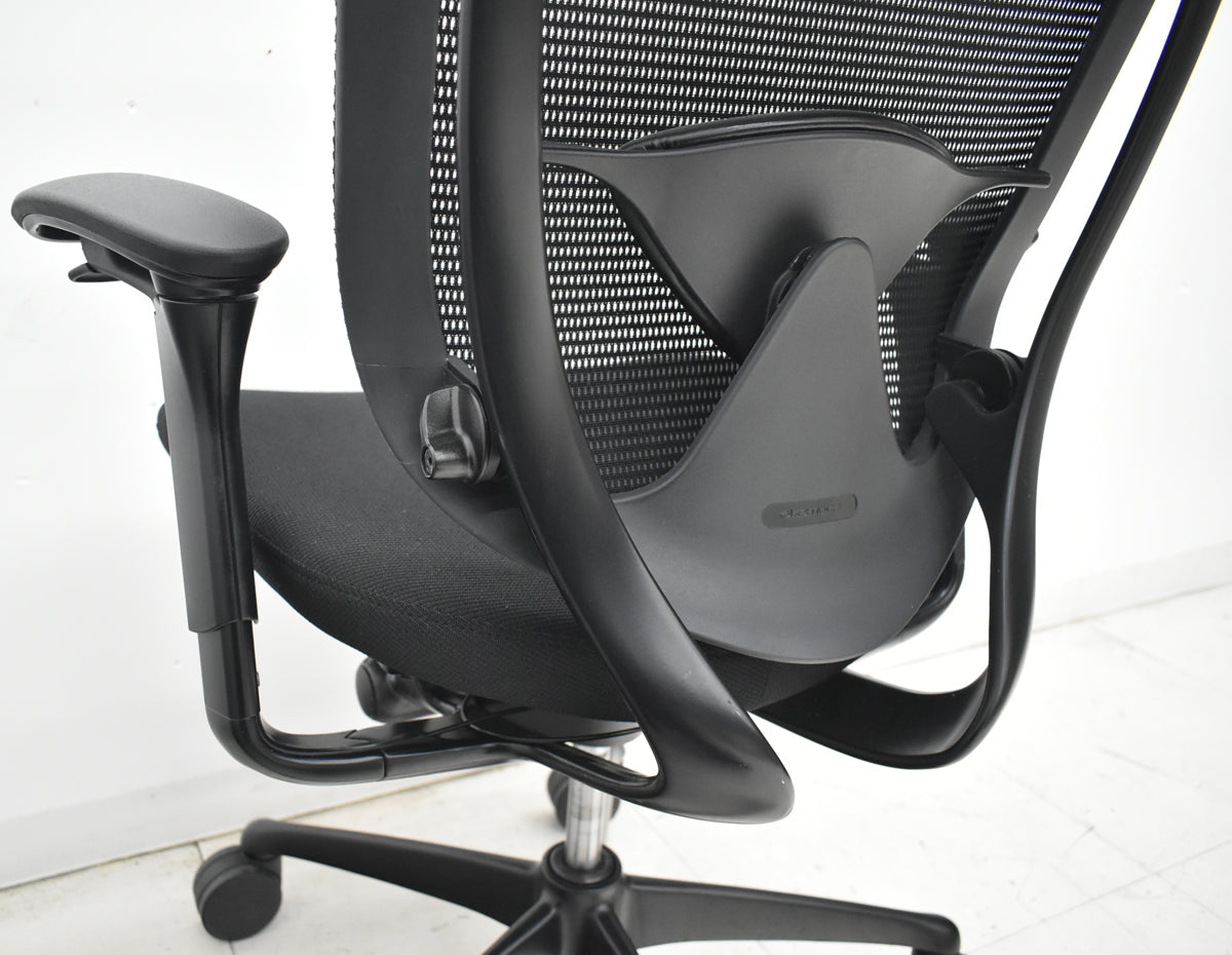 【中古】オカムラ　コンテッサ　可動肘　ヘッドレスト　ランバーサポート　ハンガー　ブラックフレーム　2026021401【中古オフィス家具】