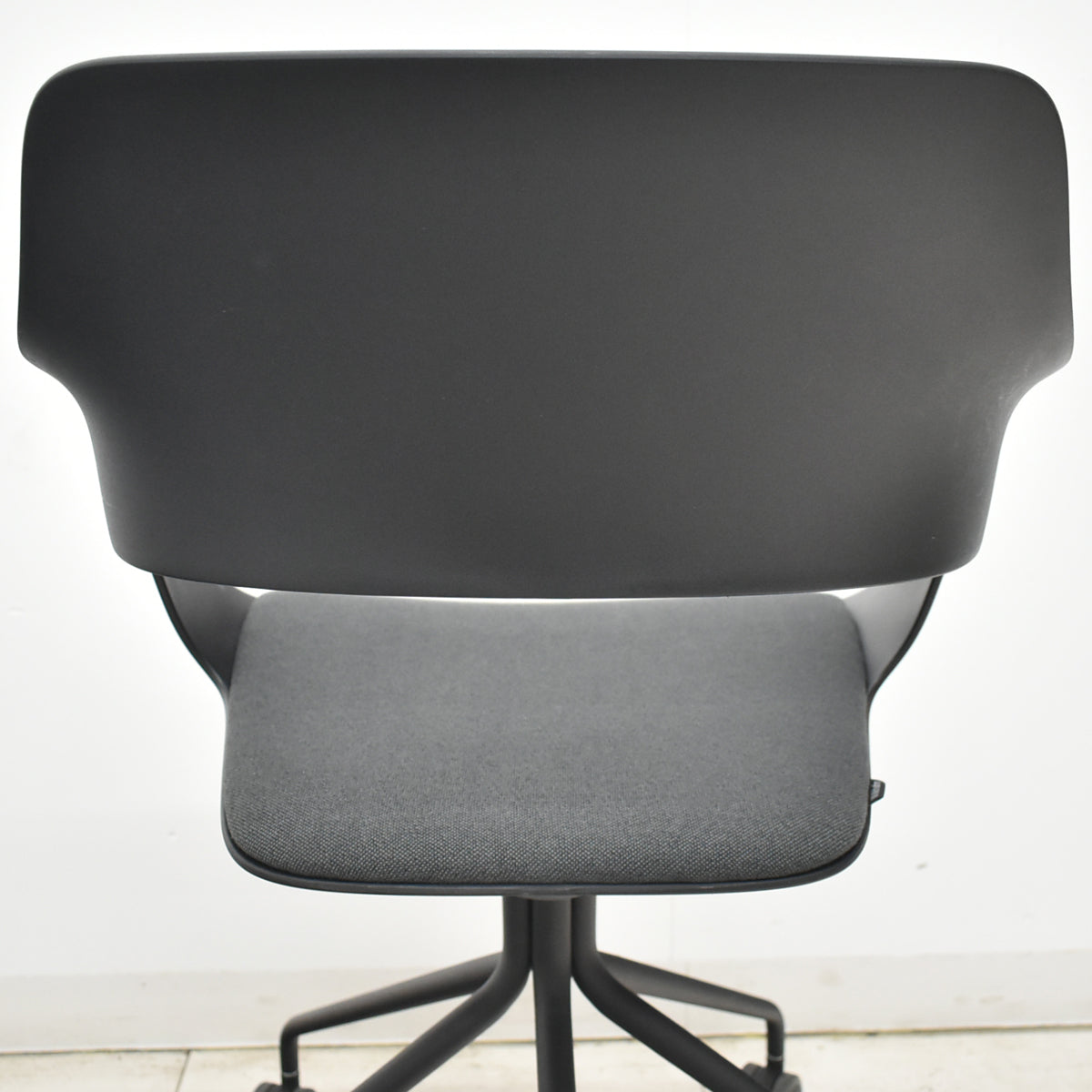 【中古】ウィルクハーン　222renge OCCO　オッコ　座面クッション付　ウレタンキャスター　ブラック　2026021402【中古オフィス家具】