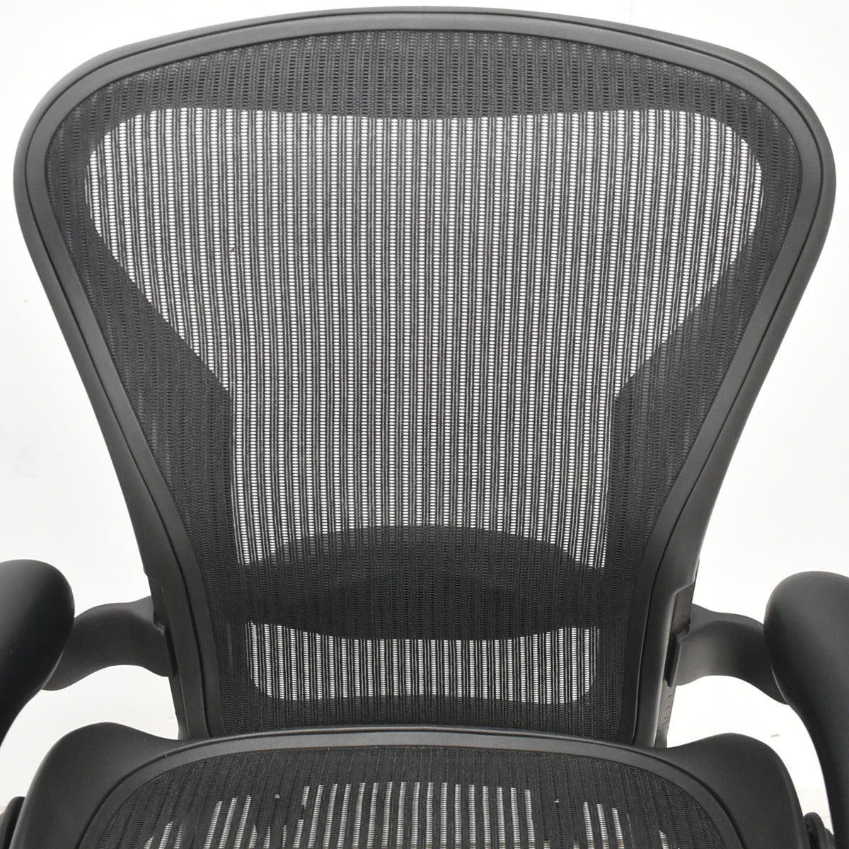【中古】ハーマンミラー　アーロンチェア　スタンダード　Ｂサイズ　ランバーサポート　ブラック　2026021403【中古オフィス家具】
