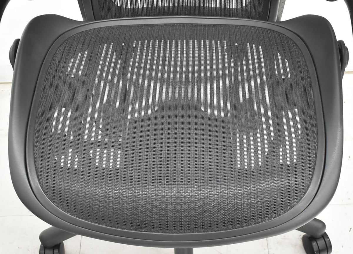 【中古】ハーマンミラー　アーロンチェア　スタンダード　Ｂサイズ　ランバーサポート　ブラック　2026021403【中古オフィス家具】