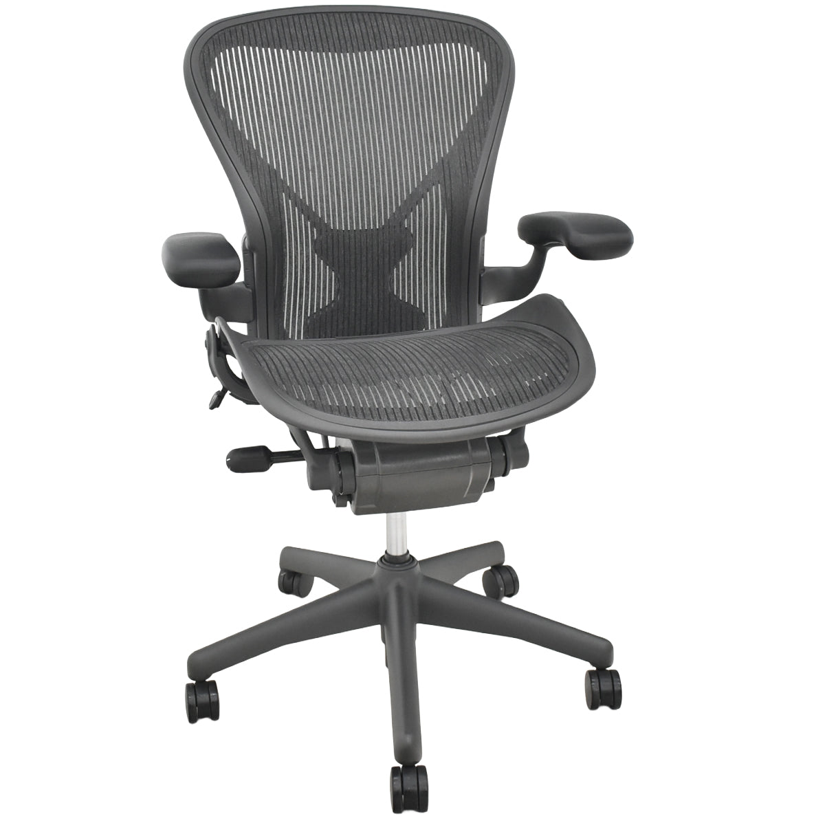 【中古】ハーマンミラー　アーロンチェア　Ｂサイズ　固定肘　ポスチャーフィット　リクライニング範囲調整　ブラック　2026021404【中古オフィス家具】\