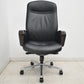 【中古】オカムラ　KCシリーズ　エグゼクティブチェア　ハイバック　固定肘　革張り　ポリッシュ　ブラック　2026021405【中古オフィス家具】