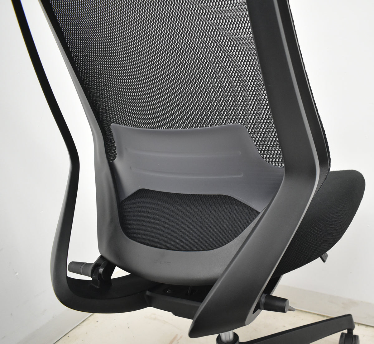 【中古】コクヨ　デュオラ　肘なし　ウレタンキャスター　ランバーサポート　2019年製　2026021603【中古オフィス家具】