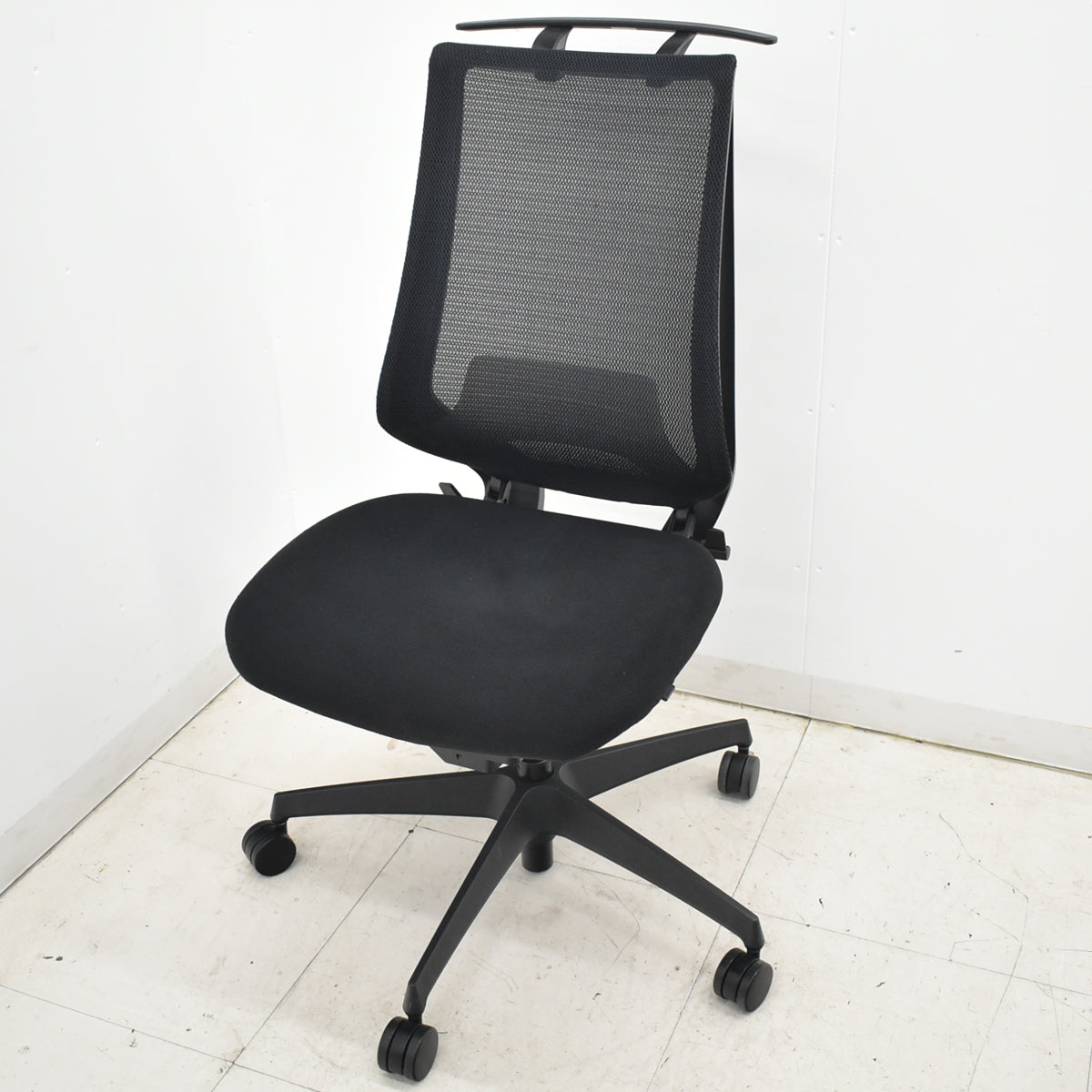 【中古】コクヨ　デュオラ　肘なし　ウレタンキャスター　ランバーサポート　ハンガー　2019年製　2026021604【中古オフィス家具】