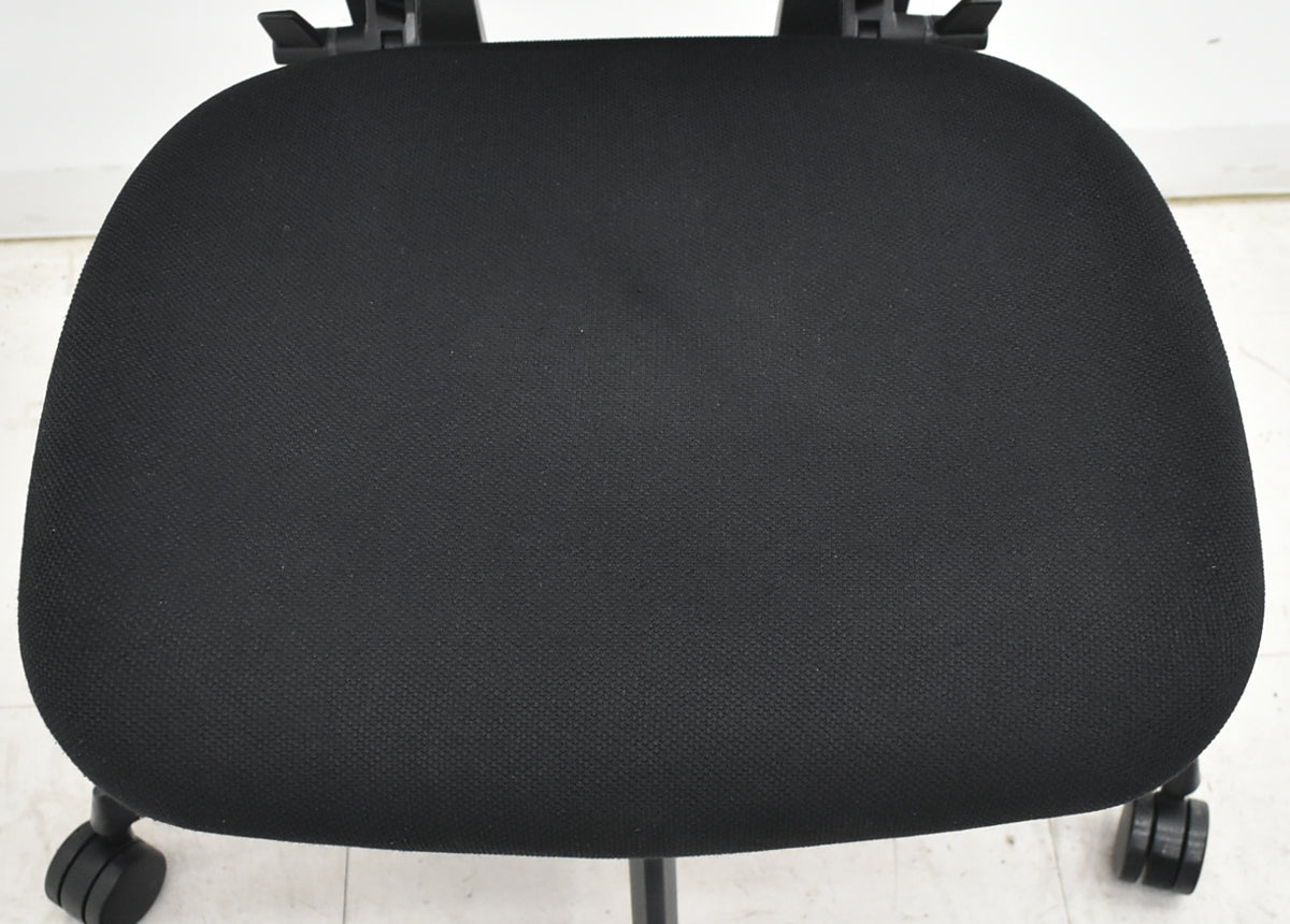 【中古】コクヨ　デュオラ　肘なし　ウレタンキャスター　ランバーサポート　ハンガー　2019年製　2026021604【中古オフィス家具】