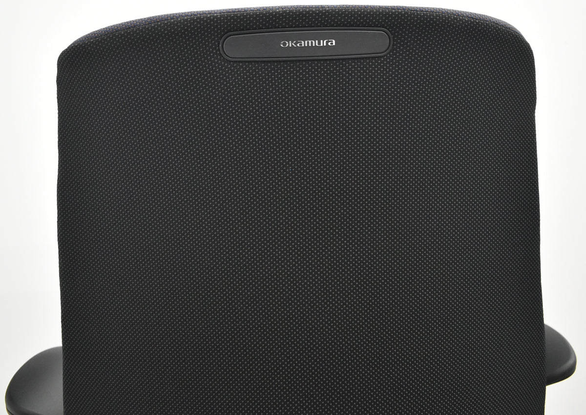 【中古】オカムラ　スフィア　固定肘　ナイロンキャスター　2022年製　2026021606【中古オフィス家具】