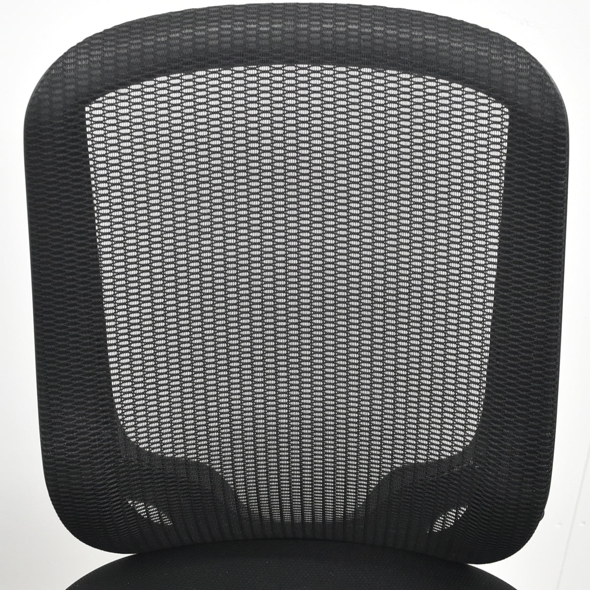 【中古】オカムラ　シルフィー　ハイバック　肘なし　前傾機能　バックカーブアジャスト　2021年製　ブラック　2026021801【中古オフィス家具】