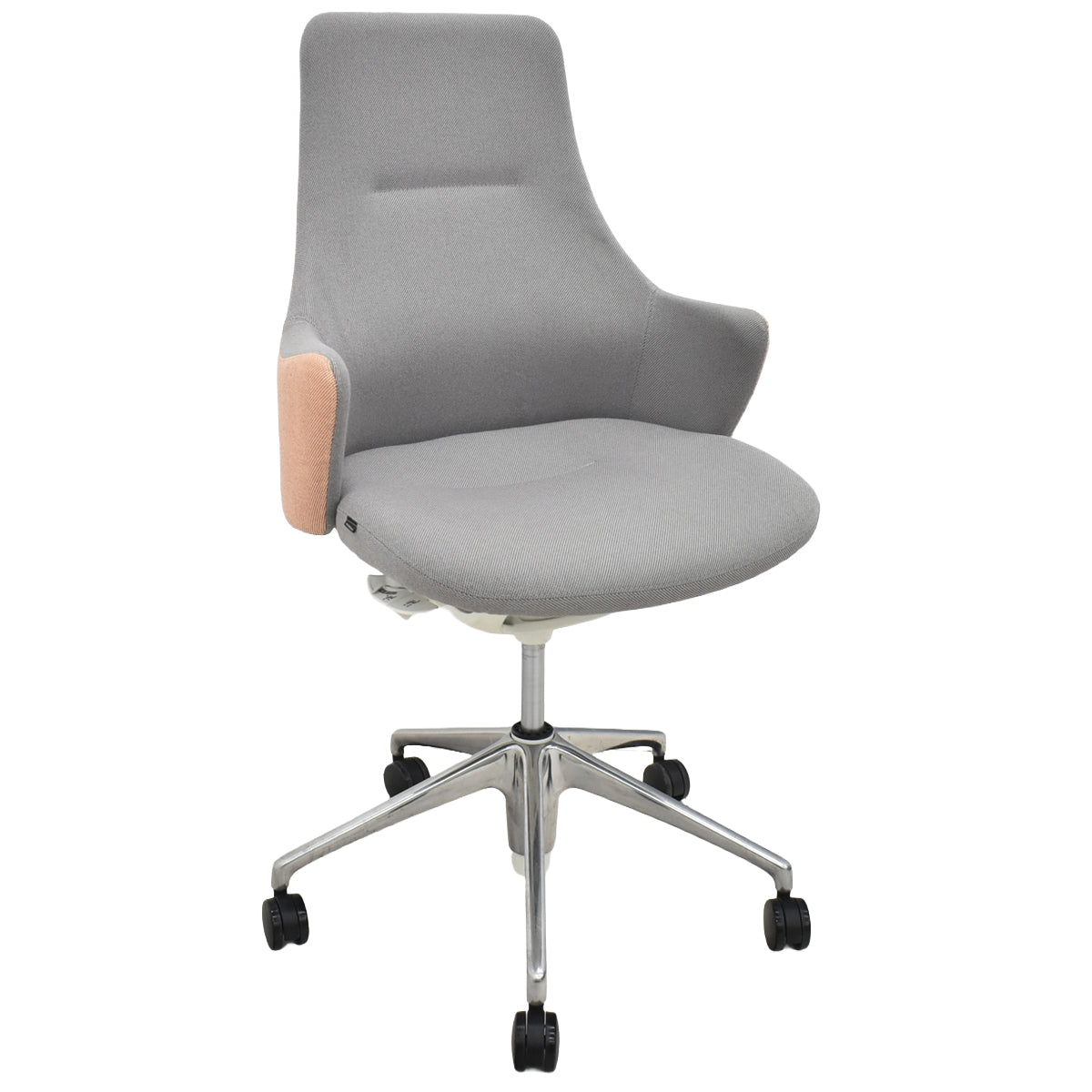 【中古】 オカムラ　ライブス　ワークチェアシリーズ　ハイバック　ポリッシュ　ライトグレー×ペールピンク　2026030406【中古オフィス家具】
