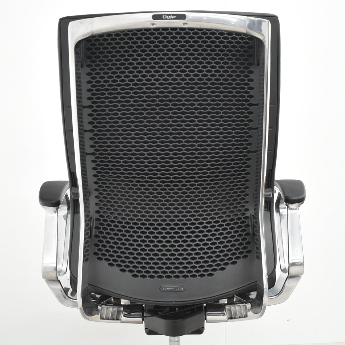 【中古】オカムラ　デューク　固定肘　革張り　ポリッシュ　ランバーサポート　ブラック　2026030504【中古オフィス家具】