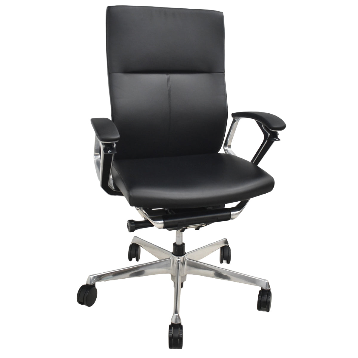 【中古】オカムラ　デューク　固定肘　革張り　ポリッシュ　ランバーサポート　ブラック　2026030504【中古オフィス家具】