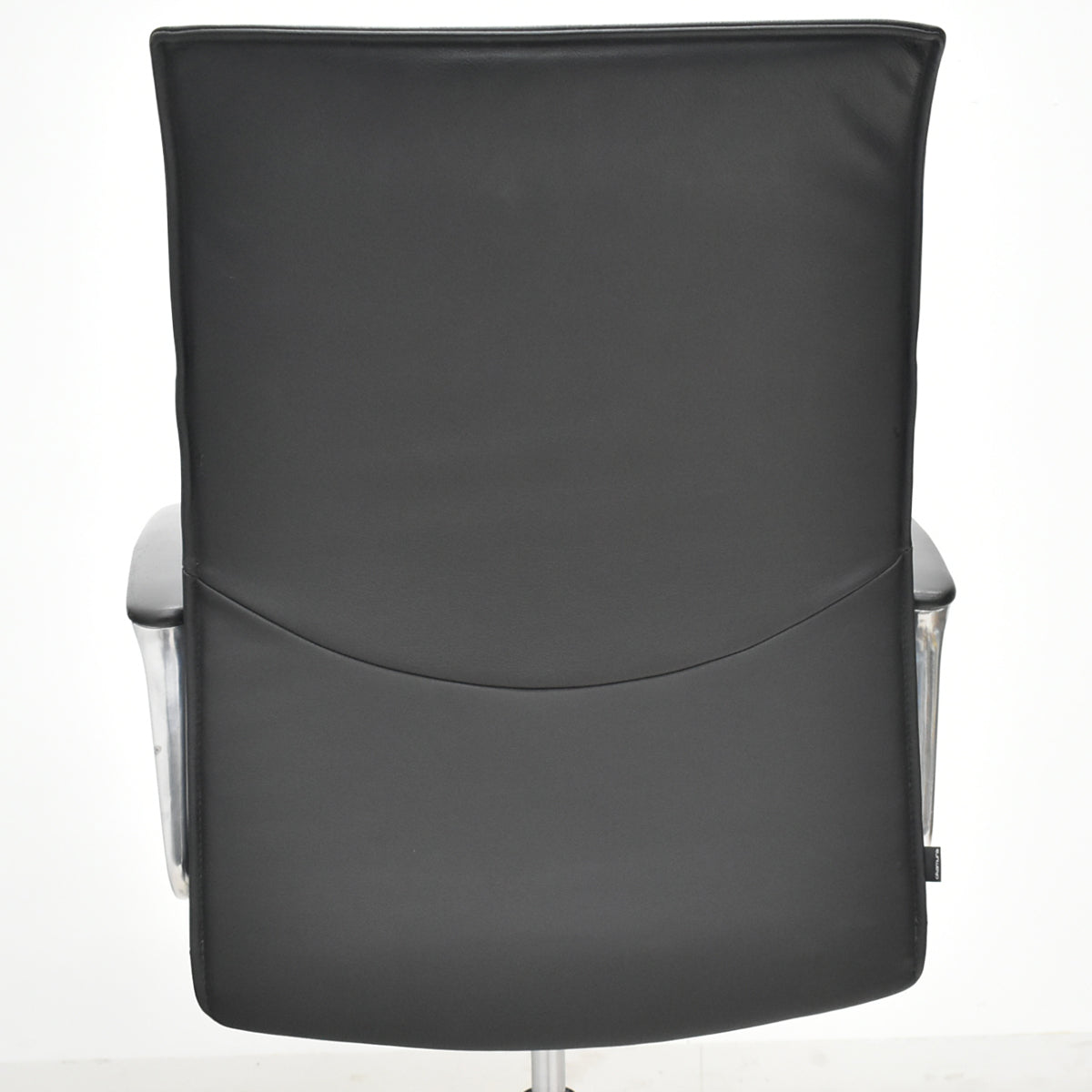 【中古】オカムラ　CEシリーズ　エグゼクティブチェア 固定肘　総革張り　ブラック　2026030506【中古オフィス家具】