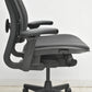 【中古】ハーマンミラー　セラチェア　可動肘　前傾機能　リクライニング範囲調整　ランバーサポート　ダークグレー　2026031005【中古オフィス家具】