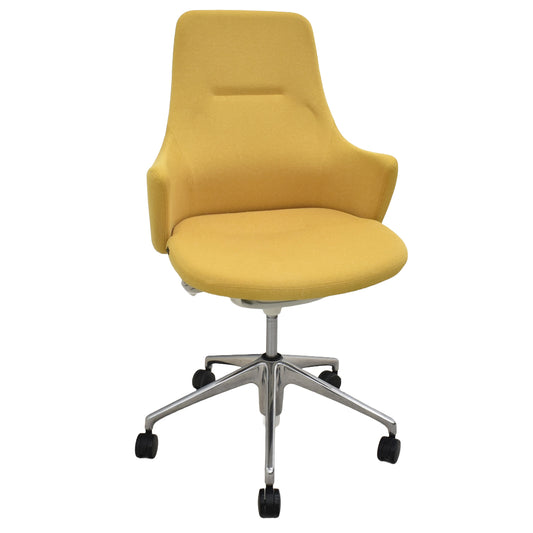 【中古】 オカムラ　ライブス　ワークチェアシリーズ　ハイバック　ポリッシュ　イエロー　2026031107【中古オフィス家具】