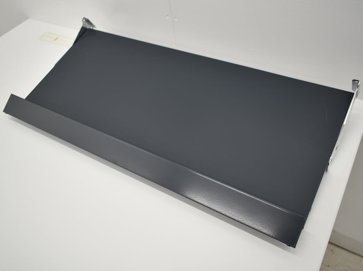 【中古】USM Haller　アングルシェルフ（マガジンラック）ダンパー付　アントラサイト　幅725　2026031301 【中古オフィス家具】