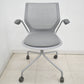 【中古】Knoll　マルチジェネレーション　固定肘　キャスター付　グレー　2026031401【中古オフィス家具】