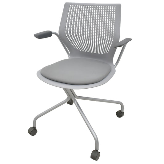 【中古】Knoll　マルチジェネレーション　固定肘　キャスター付　グレー　2026031401【中古オフィス家具】