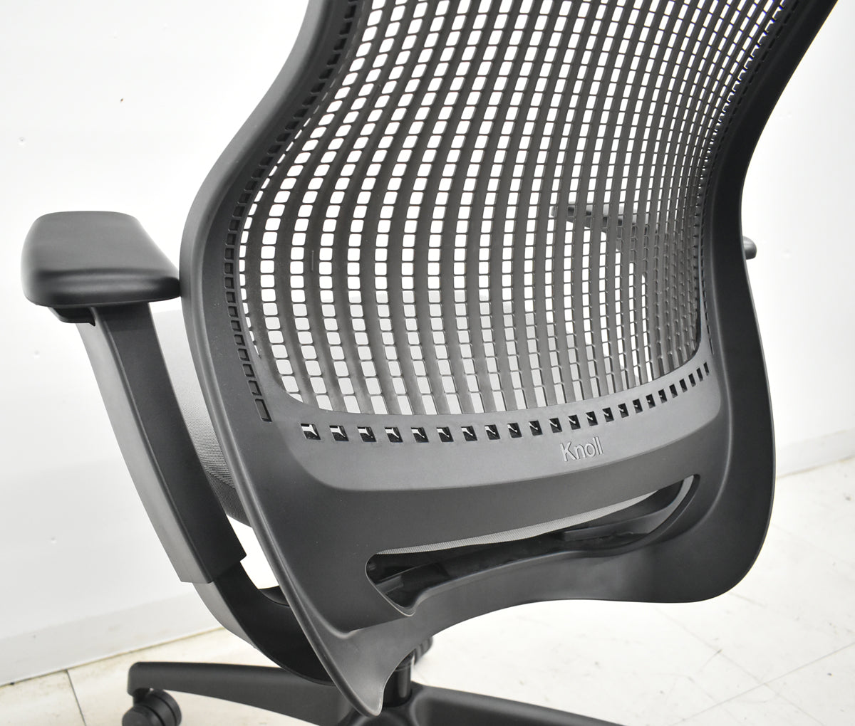 【中古】Knoll　リジェネレーション　可動肘（ハイパフォーマンス肘）ダイナミックサスペンション　2026031601【中古オフィス家具】